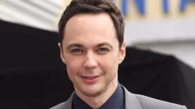 Jim Parsons ha avuto il Covid: “Ecco come Sheldon Cooper l’avrebbe affrontato…” Jim Parsons ha avuto il Covid: “Ecco come Sheldon Cooper l’avrebbe affrontato…”