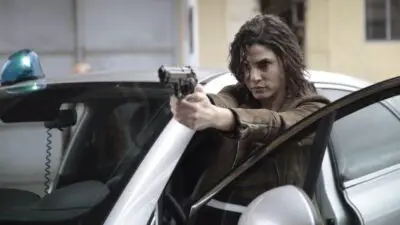 SQUADRA ANTIMAFIA, DANIELA MARRA SEMPRE PIÙ TOSTA: “LA MIA ANNA SALDA AL COMANDO”