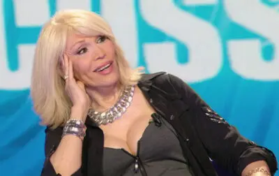 Amanda Lear: “Con l’eliminazione di Asia, mi sono proposta a XFactor: non pago i minorenni. Non 350mila. Massimo 50”
