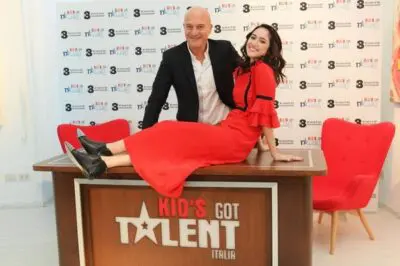 KID’S GOT TALENT: BISIO, COMELLO E LA CARICA DEI BAMBINI. ‘IL COPIONE? LO DECIDONO LORO’