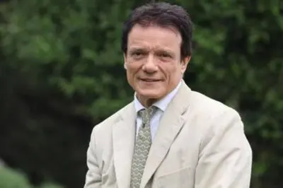 Rai3, stasera ultimo appuntamento “Qui e adesso”