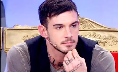 LUCAS PERACCHI ROMPE IL SILENZIO E ATTACCA ANCORA UOMINI E DONNE