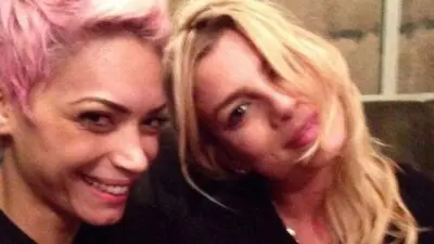 EMMA E RED RONNIE, LITE SOCIAL PER “COLPA” DI ELODIE EMMA E RED RONNIE, LITE SOCIAL PER “COLPA” DI ELODIE