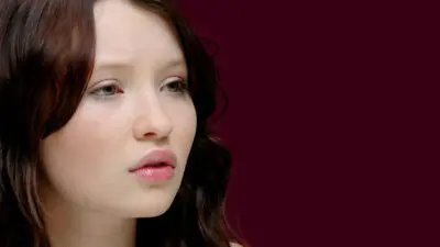 EMILY BROWNING: «LA MIA ANSIA DA RED CARPET» EMILY BROWNING: «LA MIA ANSIA DA RED CARPET»