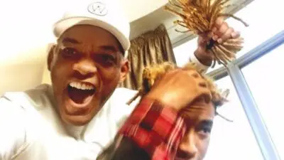 WILL SMITH DÀ UN TAGLIO AI DREADS DEL FIGLIO JADEN, E ORA È… TUTTO PAPÀ