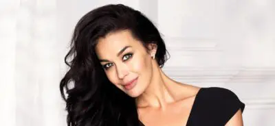 Megan Gale pazzesca a 42 anni: canottierina, slip e pancione Megan Gale pazzesca a 42 anni: canottierina, slip e pancione