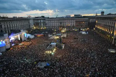 Radio Italia Live, anche Milano sfida la paura ed è una festa di note… italiane