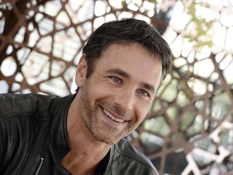 Nell’autunno delle fiction, le foglie non cadono ed arrivano le star