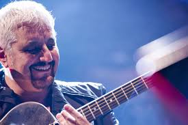 Tullio De Piscopo e il Premio delle Arti dedicato a Pino Daniele: «Nessuno come lui» Tullio De Piscopo e il Premio delle Arti dedicato a Pino Daniele: «Nessuno come lui»