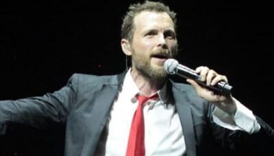 Jovanotti ha un edema alle corde vocali. Il cantante ha sospeso alcuni concerti Jovanotti ha un edema alle corde vocali. Il cantante ha sospeso alcuni concerti