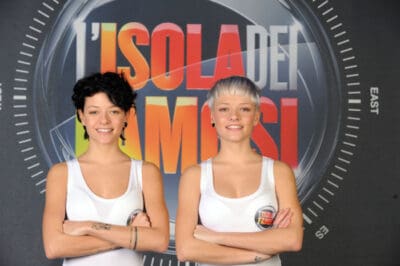 LE DONATELLA VINCONO ALL’ISOLA DEI FAMOSI, SPOPOLA ABITO DI ALESSIA MARCUZZI