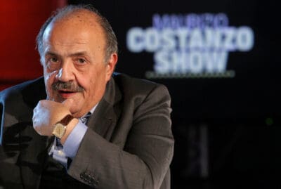 Stasera Canale 5 trasmettera una nuova puntata del “Maurizio Costanzo Show” Stasera Canale 5 trasmettera una nuova puntata del “Maurizio Costanzo Show”