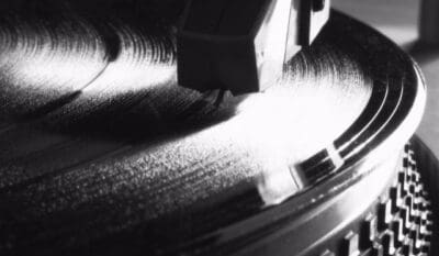 Vendite vinili in Italia superano quelle dei cd dopo 30 anni