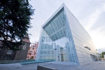 SABATO 18 APRILE AL MUSEION,IL MUSEO D’ARTE MODERNA E CONTEMPORANEA DI BOLZANO,FINALE DEL CONCORSO” CARO DIRETTORE”