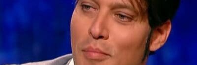 GABRIEL GARKO OSPITE ALL’ARENA SCATENA LE POLEMICHE: “MA CHE HA FATTO AL VISO?”