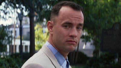 Forrest Gump, il racconto di trent’anni di Storia aspettando il bus sulla panchina