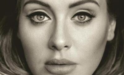 ADELE DEI RECORD: CON “HELLO” E’ LA PIU’ VELOCE A RAGGIUNGERE IL MILIARDO DI VISUALIZZAZIONI