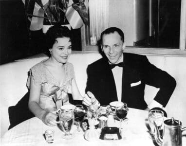 Sicilia e Liguria invitano le figlie di Frank Sinatra Sicilia e Liguria invitano le figlie di Frank Sinatra