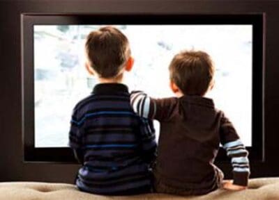 PROGRAMMI VIETATI AI MINORI, LE INDIGNAZIONI DEL MOIGE FINISCONO IN UN LIBRO: “UN ANNO DI ZAPPING”