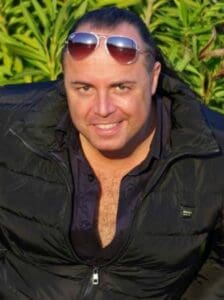BOSS DEI PREDICIOTTESIMI, VOLETE VEDERE UN PROGRAMMA IMBARAZZANTE, DEGRADANTE, OLTRE IL TRASH? ECCO QUELLO CHE FA PER VOI