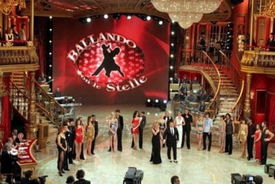 MILLY CARLUCCI, COLPO DI SCENA: SCELTA DRASTICA, CHI FA FUORI DA BALLADO CON LE STELLE