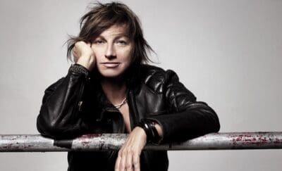GIANNA NANNINI TRA LE ONDE