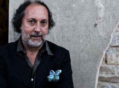 Fulvio Abbate: “Perché gli spot dei profumi pronunciano la marca con accento straniero?”