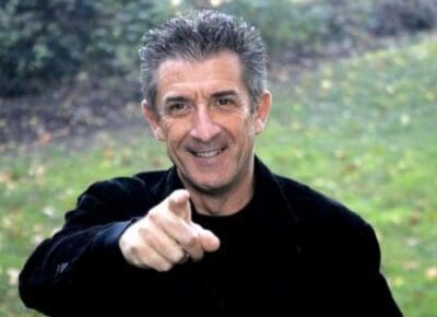 CURIOSITÀ TIVÙ / EZIO GREGGIO PASSA CON LUCIO PRESTA