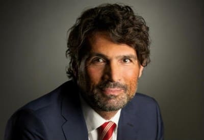 TV, IRIS PENSA DA GENERALISTA
