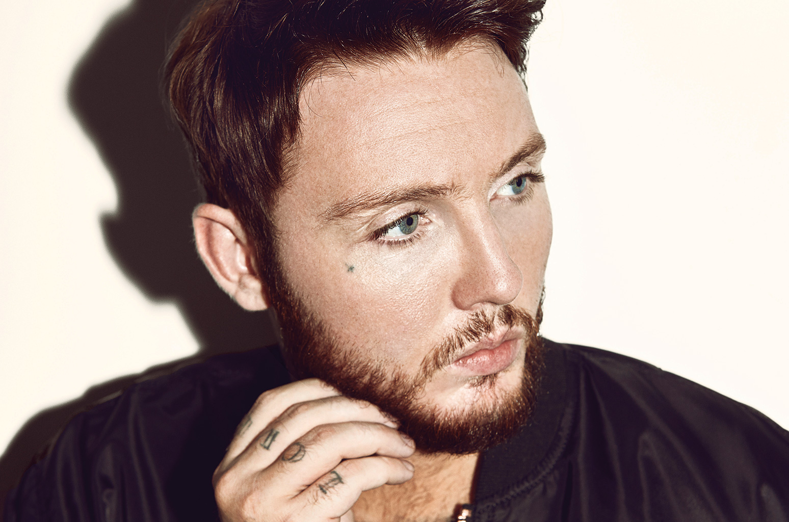 Questo pomeriggio ci sarà, su Sky Uno,  “Uno in Musica” con James Arthur