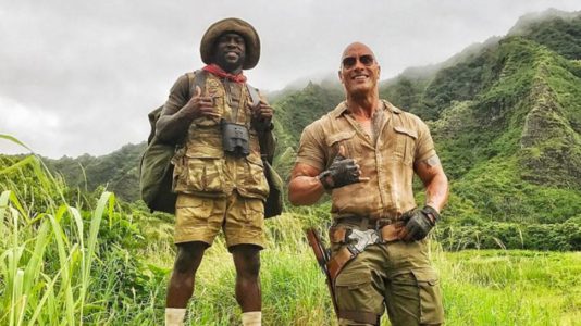 Al cinema, sta per tornare “Jumanji”. Stavolta il protagonista è il mitico The Rock Al cinema, sta per tornare “Jumanji”. Stavolta il protagonista è il mitico The Rock