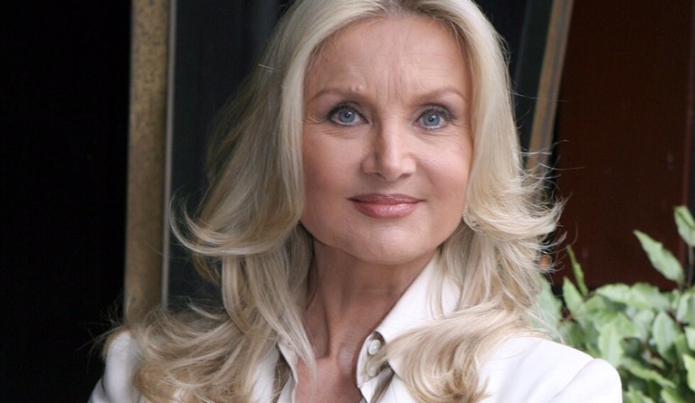 Stasera ci sarà a “Stracult”, su Rai2, l’icona Barbara Bouchet