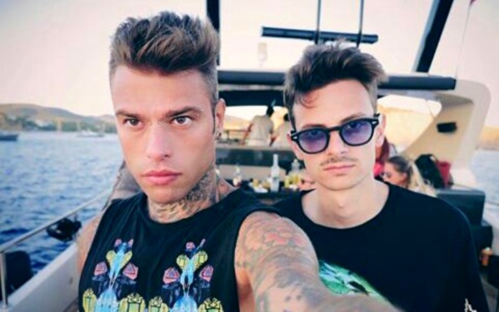 Fedez e Rovazzi accantonano gli attriti: il gesto non passa inosservato