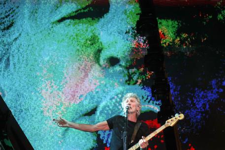 Roger Waters vuole suonare The Wall lungo la frontiera Messico-Usa