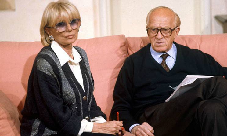Stasera “Techetechetè”, il programma dei ricordi di Rai1, celebrerà Raimondo Vianello e Sandra Mondaini