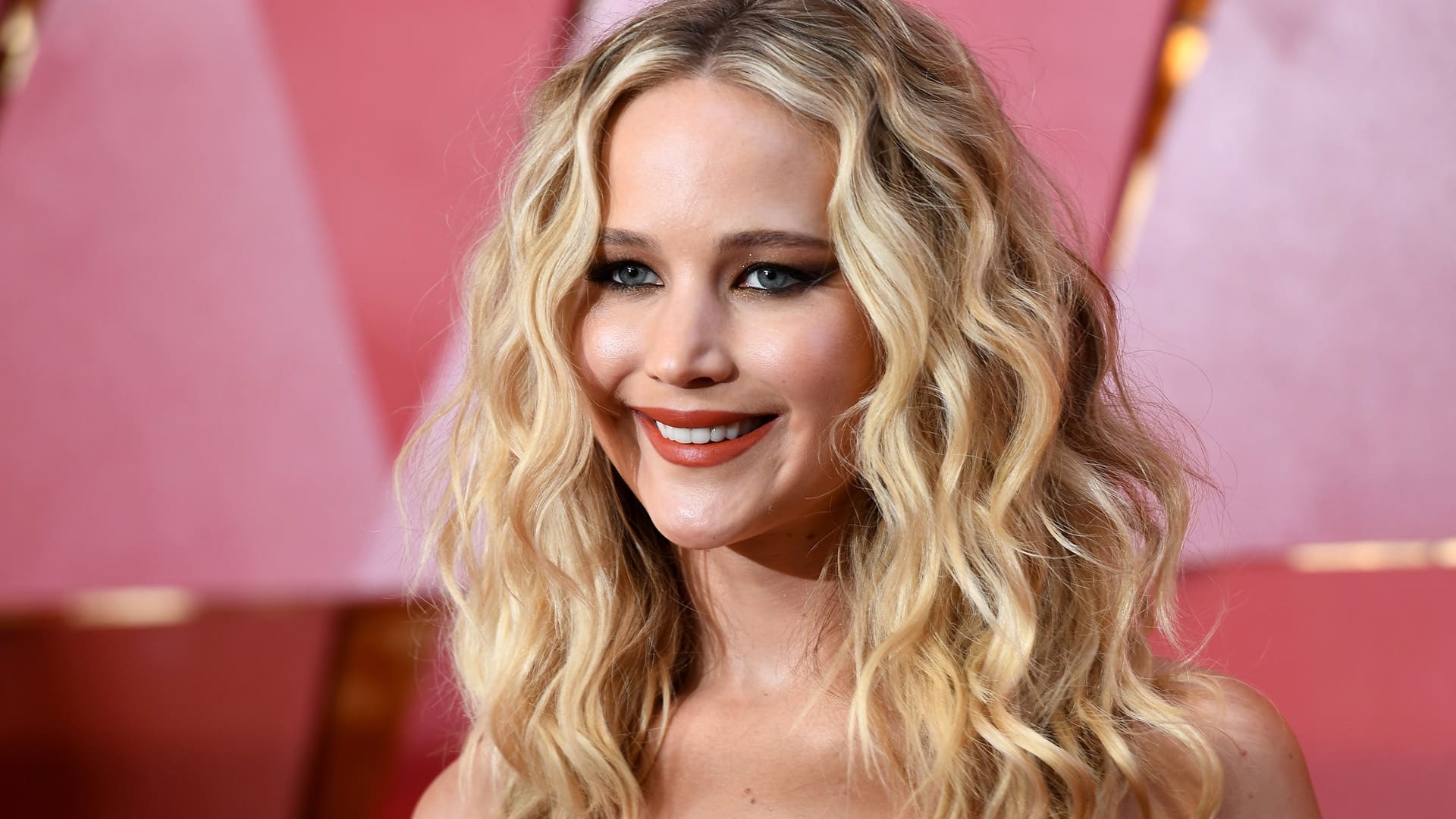 Jennifer Lawrence ‘mafiosa’ per Paolo Sorrentino