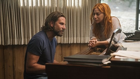 Lady Gaga resta in cima al box office