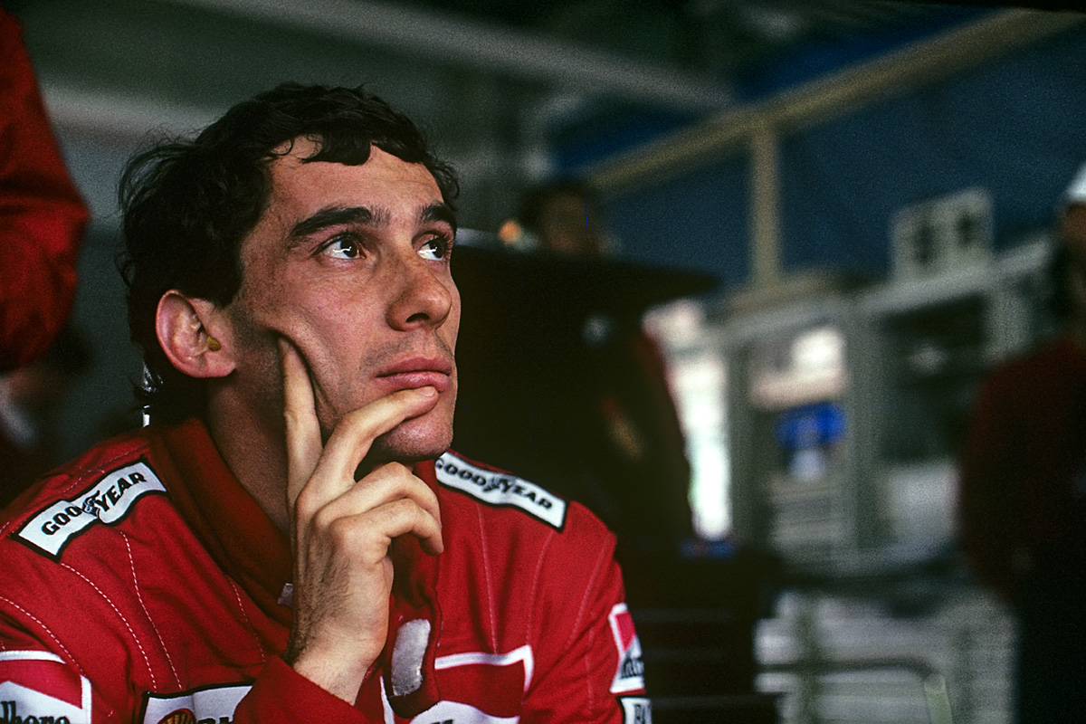 Ayrton Senna, l’ex rivela il presentimento del pilota: «Mi disse: sento che non vivrò a lungo»