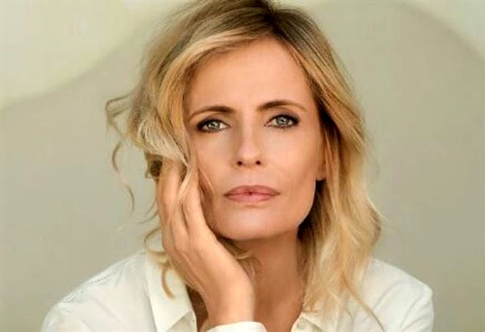 Isabella Ferrari: “La scena di sesso con Nanni Moretti è il mio primo risultato su YouTube? Io la eliminerei per sempre” Isabella Ferrari: “La scena di sesso con Nanni Moretti è il mio primo risultato su YouTube? Io la eliminerei per sempre”