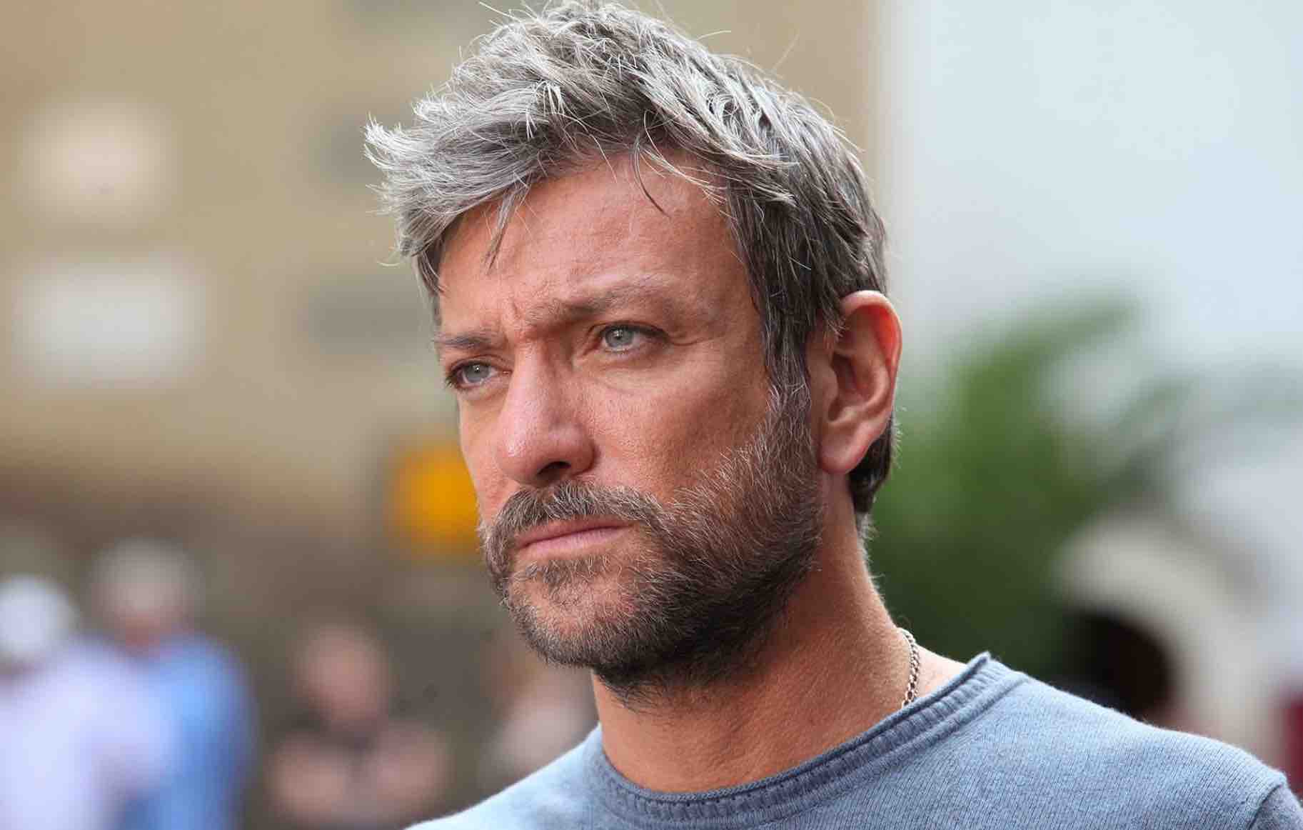 Stasera, su Rai2, “A Napoli non piove mai” di Sergio Assisi