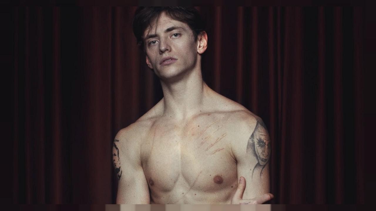«Non siate effeminati». Bufera su Sergei Polunin, il ballerino con il tatuaggio di Putin. E l’Opera di Parigi lo allontana