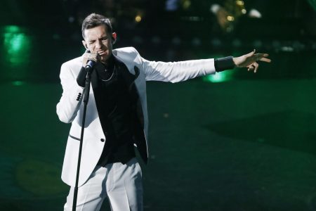 Achille Lauro: “Sono un incompreso come Luigi Tenco. Potrà sembrare strano, ma faccio il cantautore”
