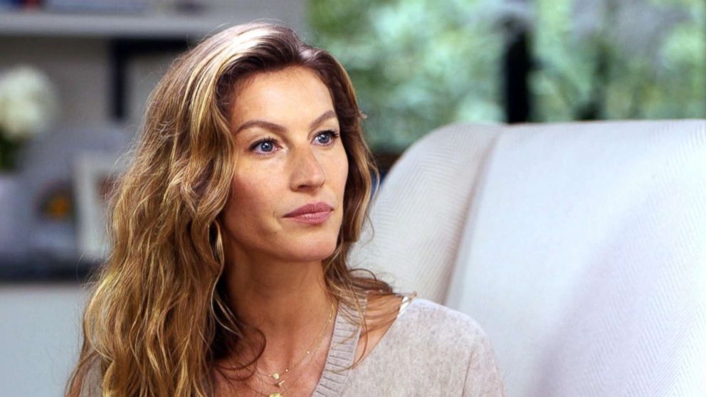 Gisele Bündchen e Tom Brady, dieci anni di matrimonio e non sentirli Gisele Bündchen e Tom Brady, dieci anni di matrimonio e non sentirli