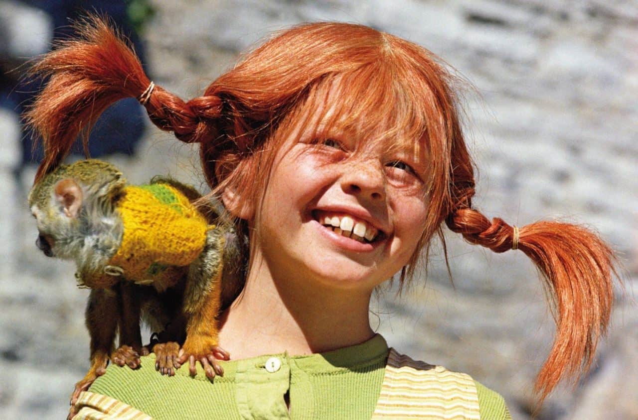 Pippi Calzelunghe compie 75 anni e aiuta le ragazze in fuga da guerra e povertà