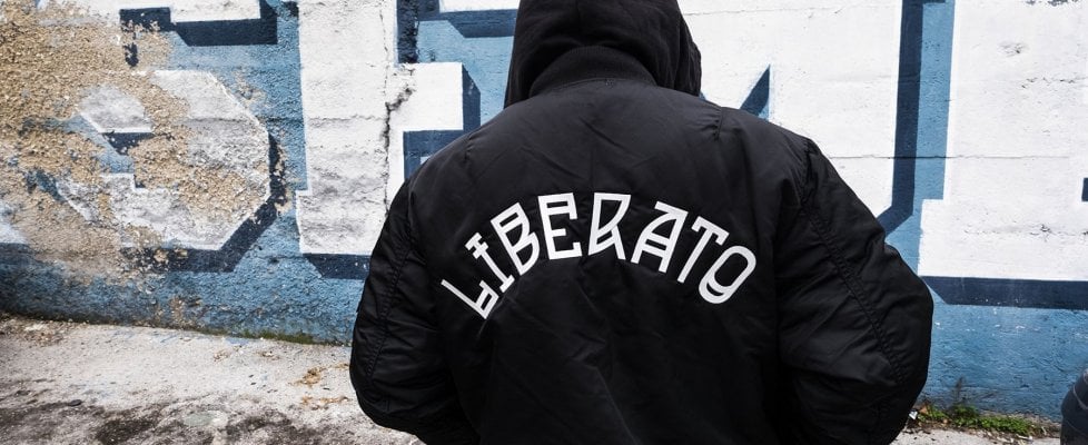 Un anno fa ci fu il debutto discografico di Liberato