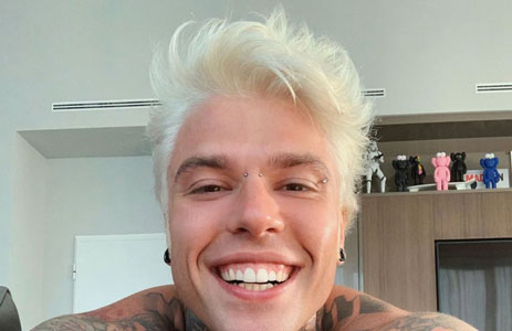 La nonna di Fedez cita Mussolini, lui: “Non puoi dire una cosa così”