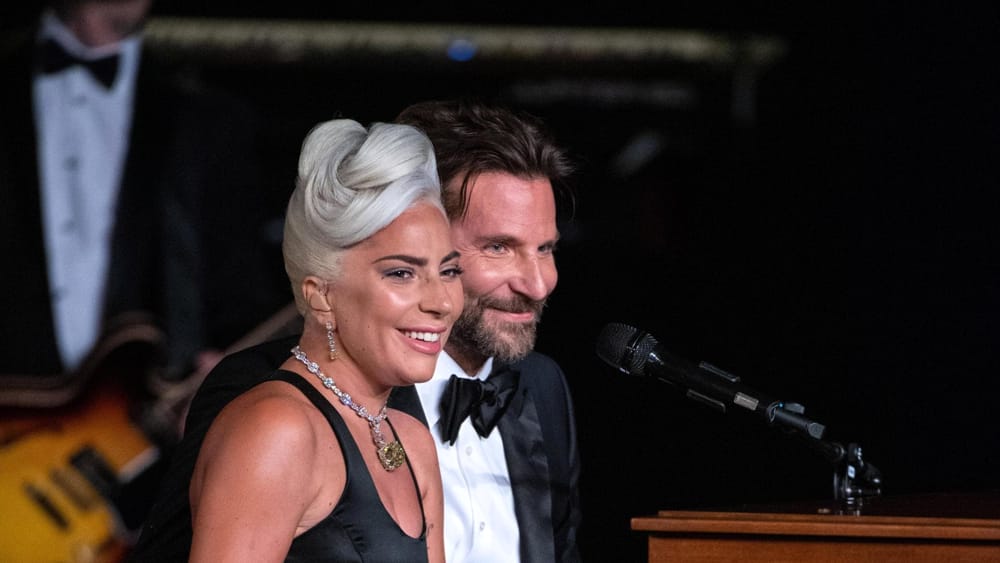 Voci su Lady Gaga e Bradley Cooper, ‘vivono insieme’