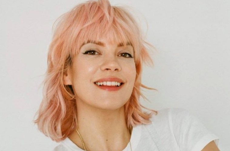 Lily Allen: “Dopo anni di alcol e droghe, non so come ho fatto a sopravvivere”