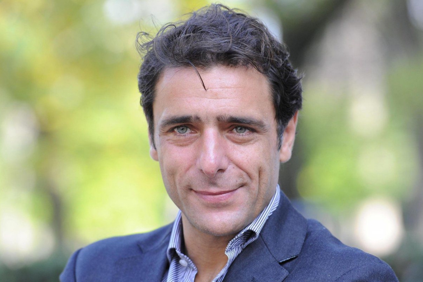 Adriano Giannini neo sposo: “L’amore per Gaia mi cambierà”