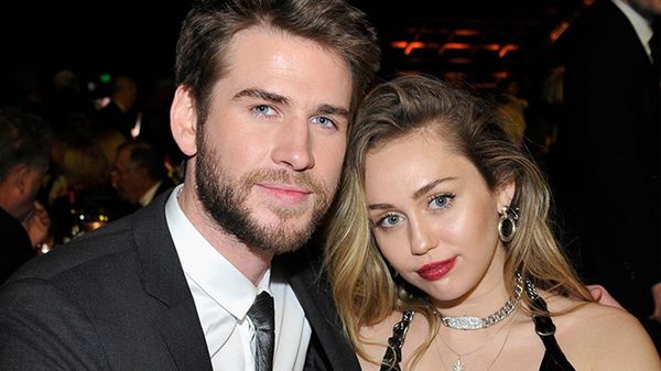 Liam Hemsworth, che ha saputo della separazione da Miley Cyrus dai social